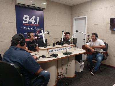  Campo Abeto FM comemorou com os ouvintes, 33 anos com programação especial